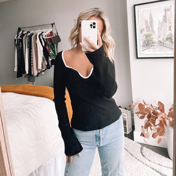 H&M Black White Ribbed Knit Sweater!! - Picture 4 of 7